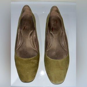 Aerosoles Subway suede ballet flat